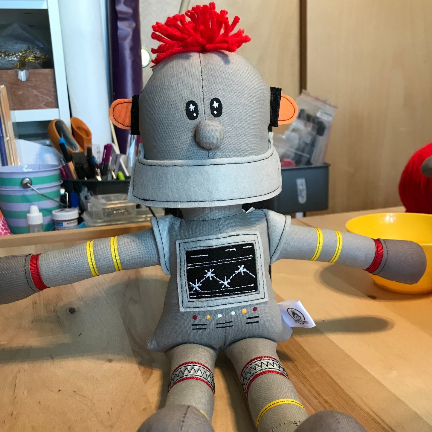 Bibip le robot- poupée de chiffon 12po