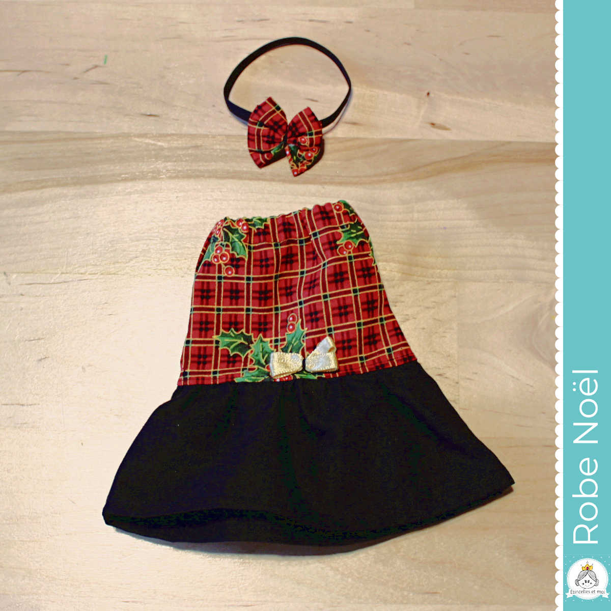 Robe de Noël pour poupée de chiffon
