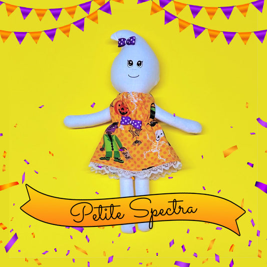 Petite Spectra, la fantôme- poupée de chiffon 8po