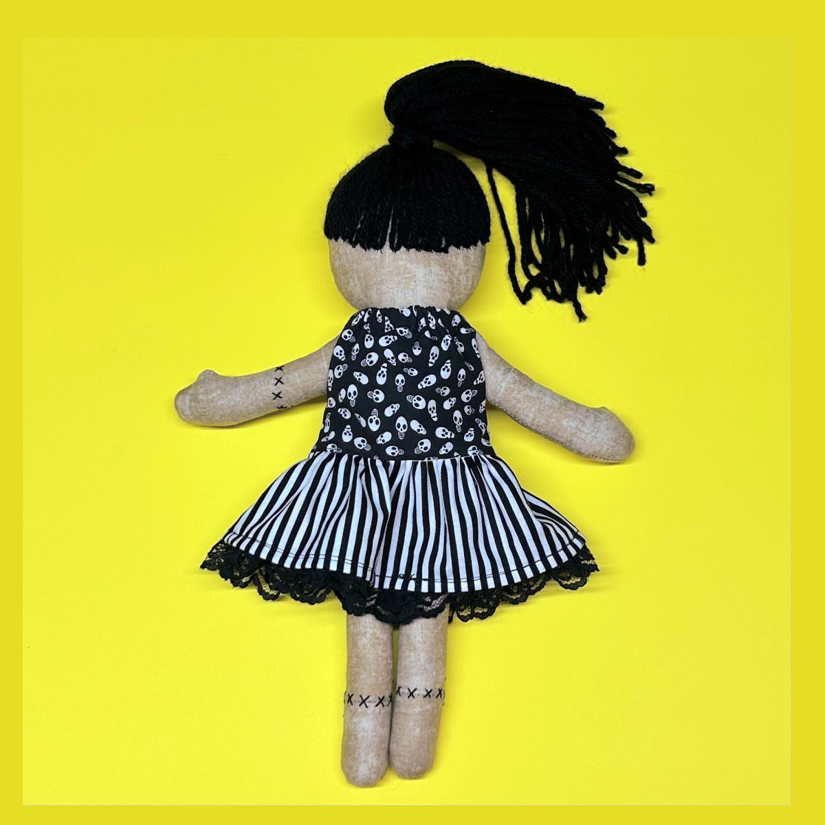 Agatha, la poupée Vaudou - poupée de chiffon 12po